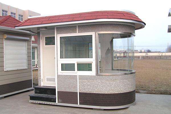 雕花板岗亭