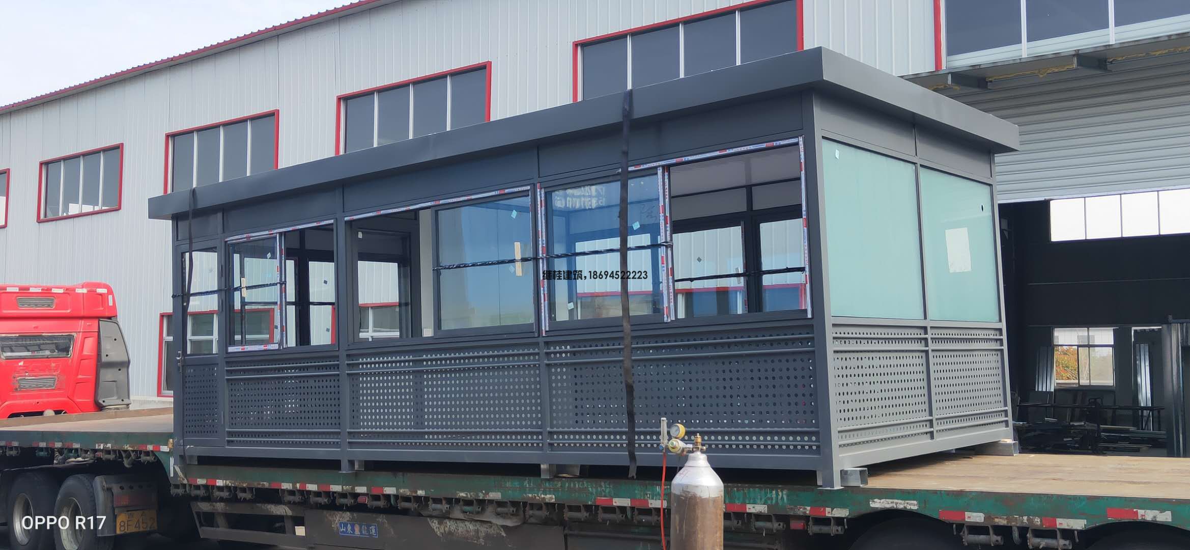 不锈钢的保安岗亭具备哪些优势 (图1)